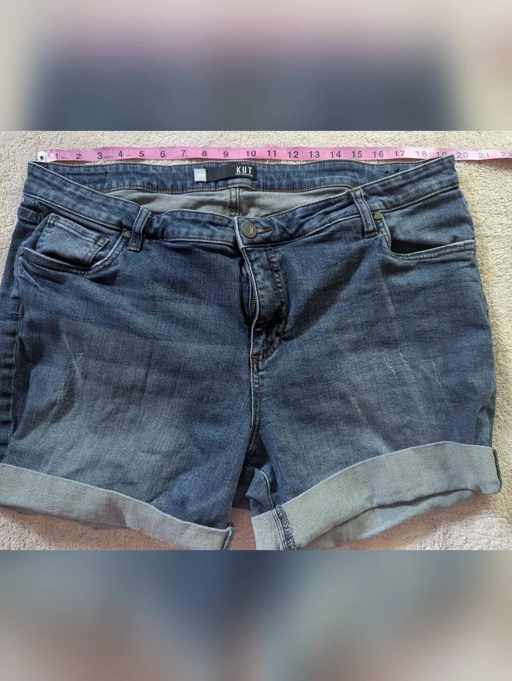 $18 KUT from the Kloth Size 20W - Catherine Boyfriend Denim Shorts Plus Size